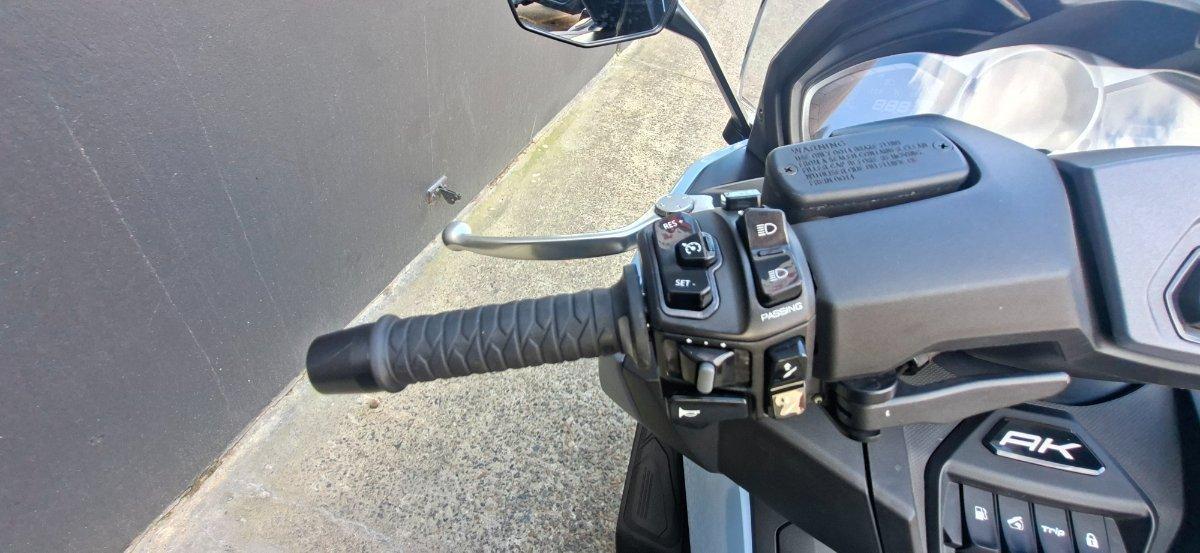 2022 KYMCO AK 550 ABS SCOOTER