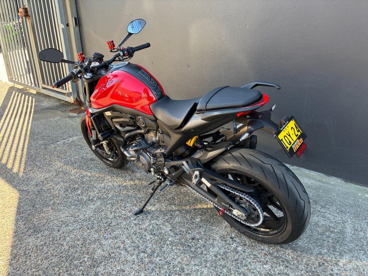2022 DUCATI MONSTER 937 RED ROAD