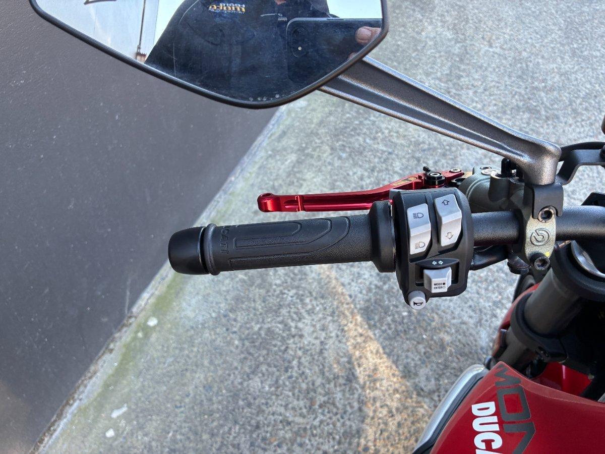 2022 DUCATI MONSTER 937 RED ROAD