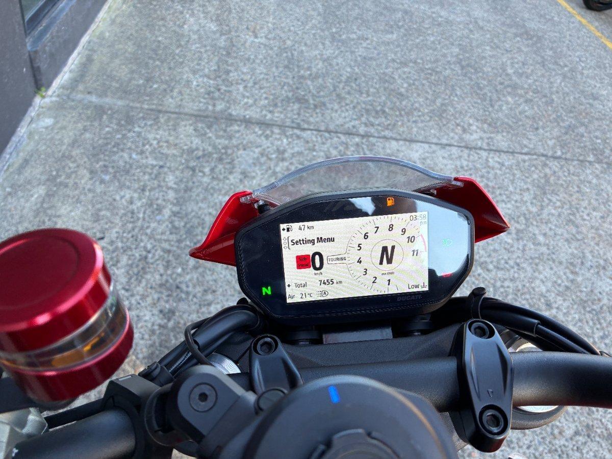 2022 DUCATI MONSTER 937 RED ROAD
