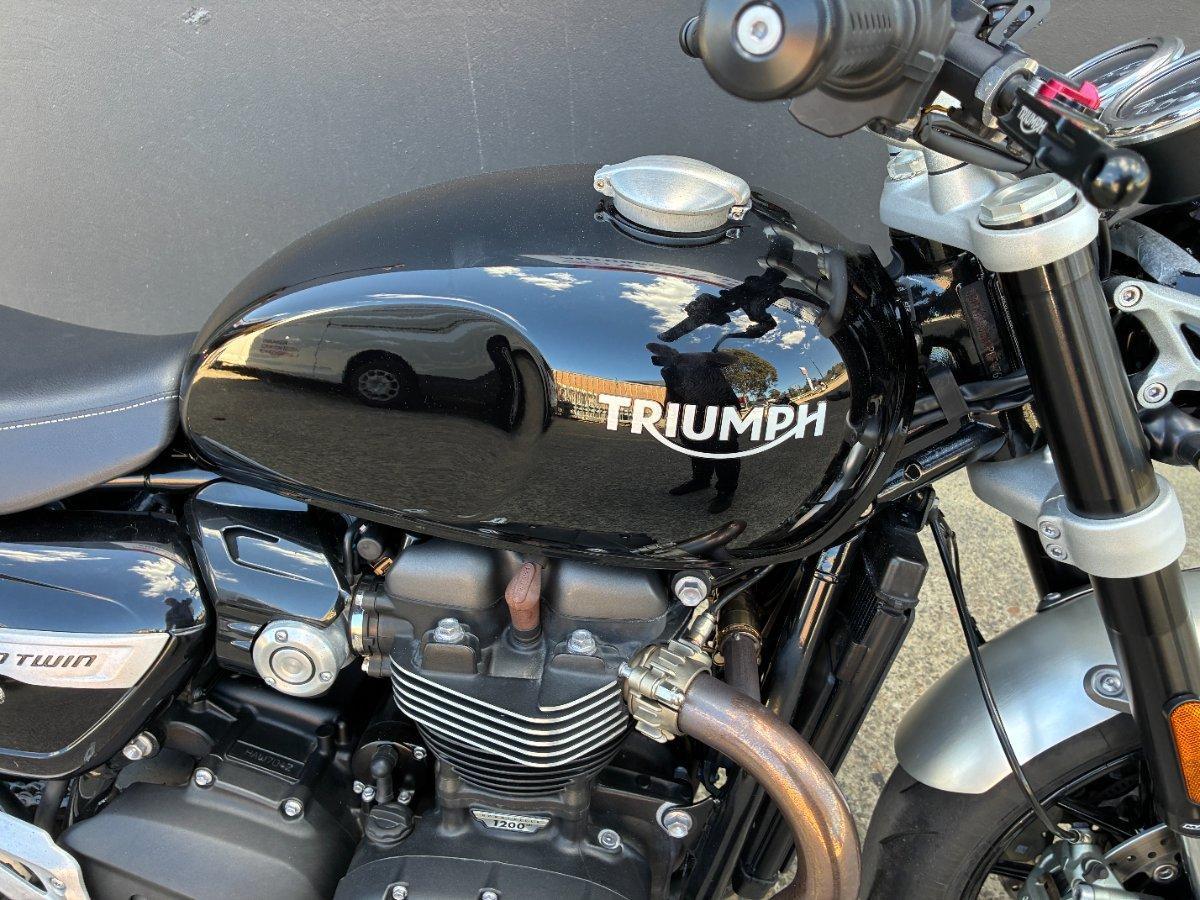2022 TRIUMPH STREET TWIN ROAD