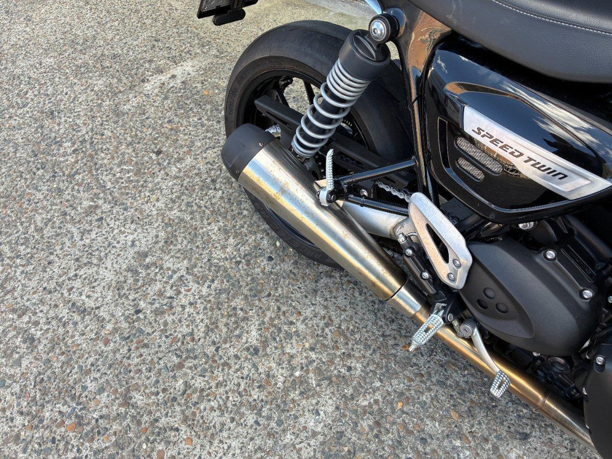 2022 TRIUMPH STREET TWIN ROAD