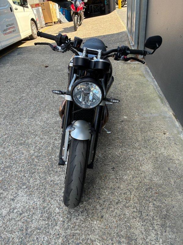 2022 TRIUMPH STREET TWIN ROAD