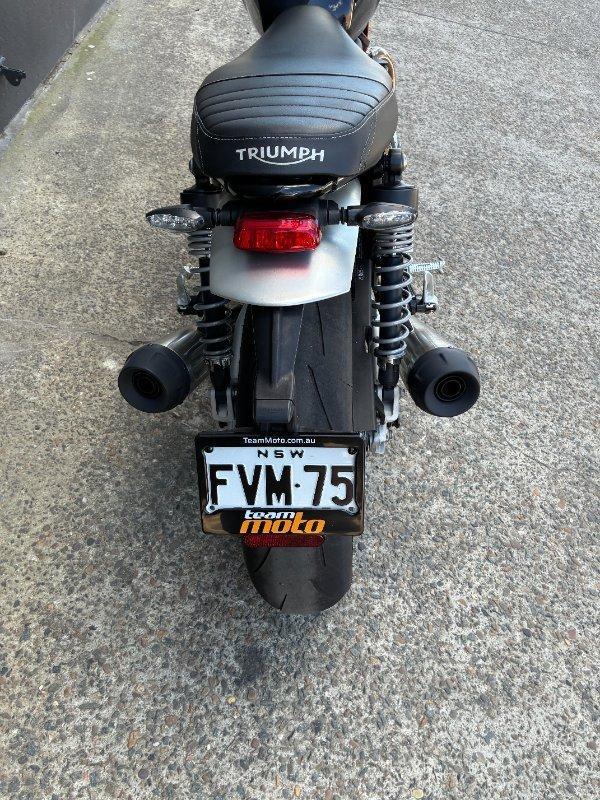 2022 TRIUMPH STREET TWIN ROAD