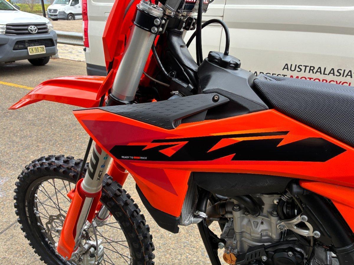 2025 KTM 250 SX-F MOTOCROSS