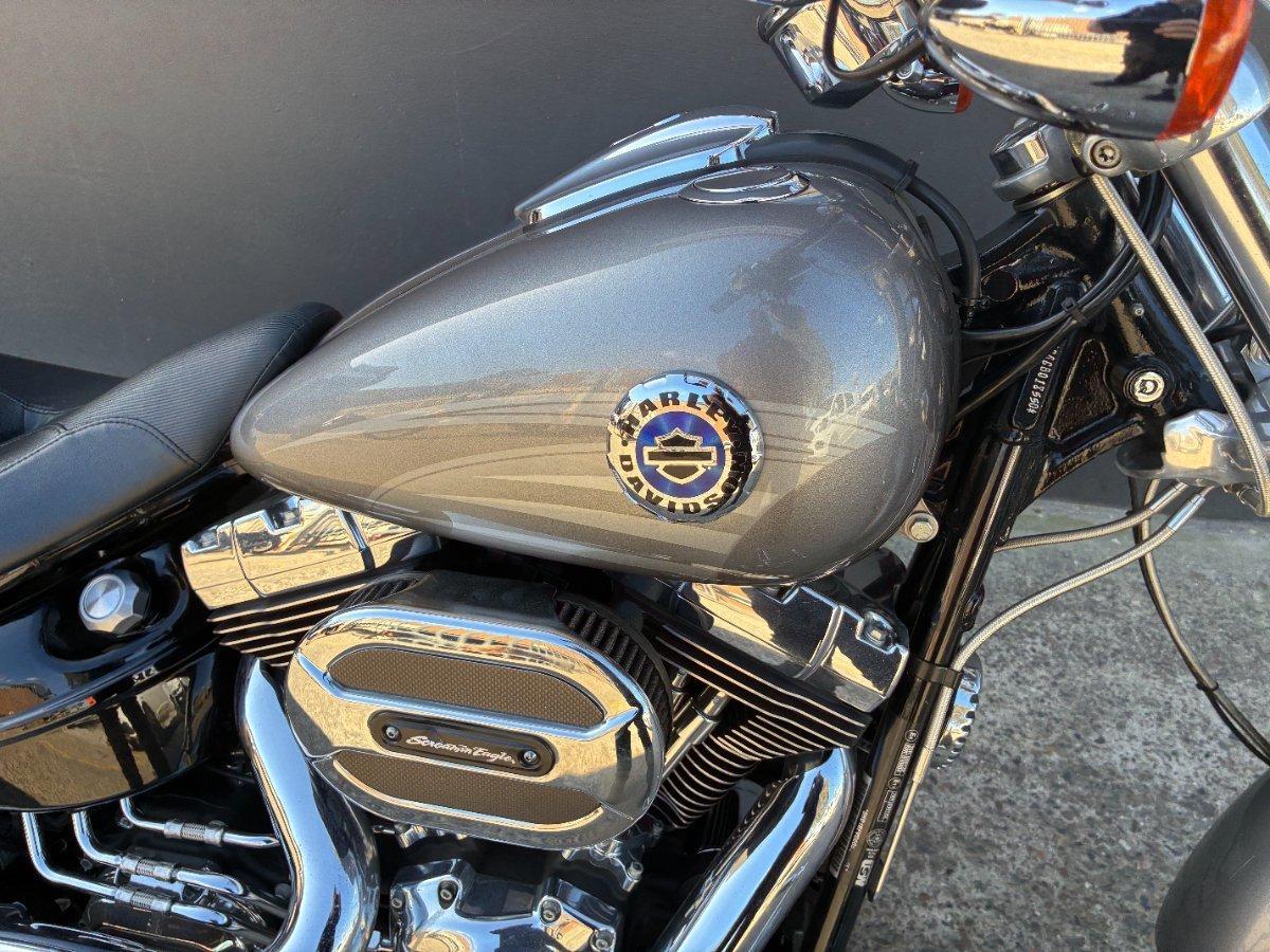 2016 HARLEY-DAVIDSON FXSB SOFTAIL BREAKOUT CRUISER
