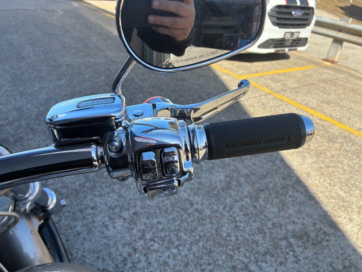 2016 HARLEY-DAVIDSON FXSB SOFTAIL BREAKOUT CRUISER