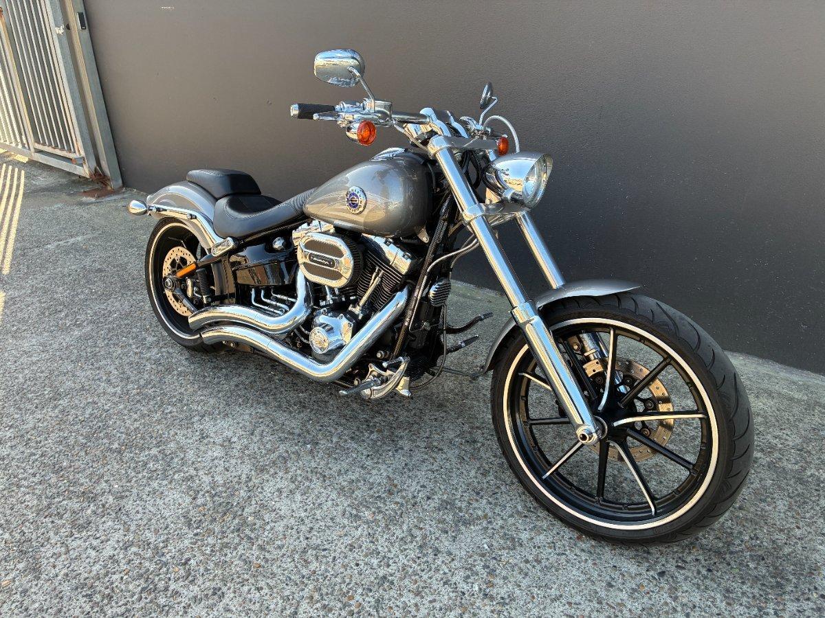 2016 HARLEY-DAVIDSON FXSB SOFTAIL BREAKOUT CRUISER