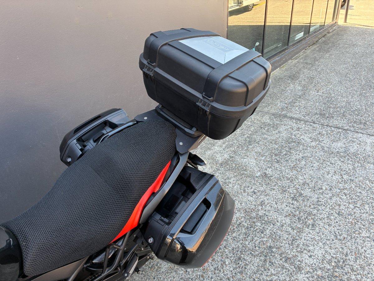 2016 KAWASAKI VERSYS (KLE650L) DUAL SPORTS