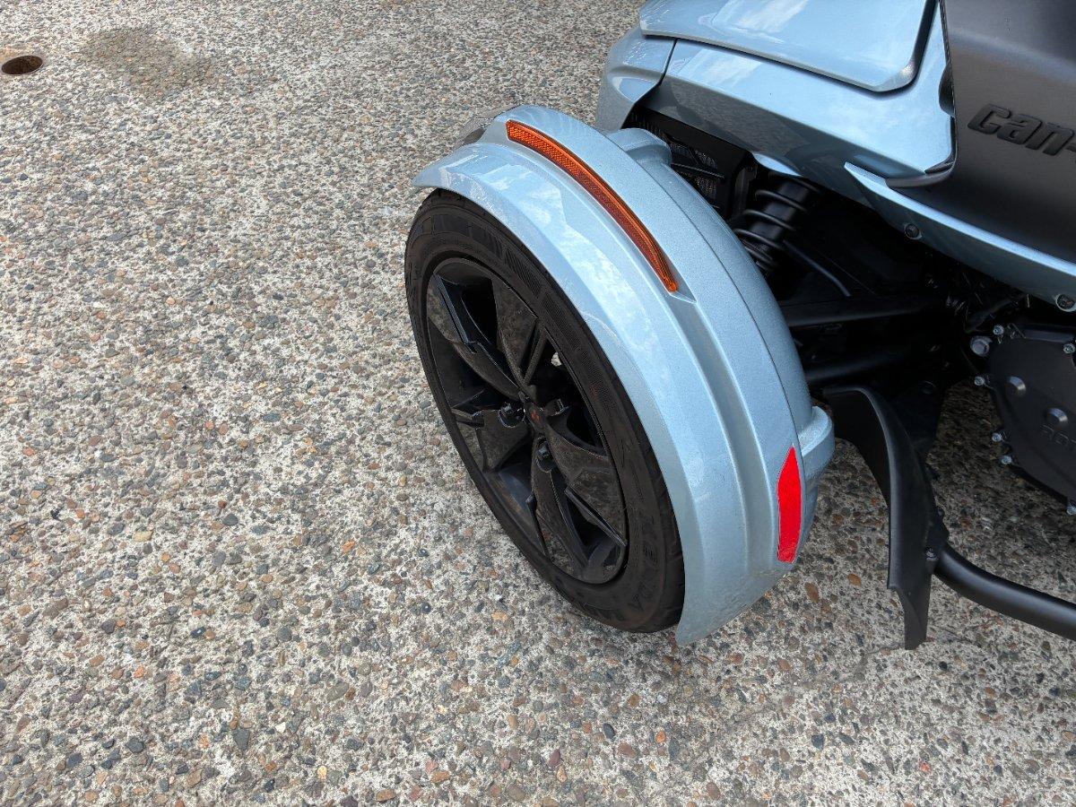 2021 CAN-AM SPYDER F3 LIMITED (SE6) ROAD