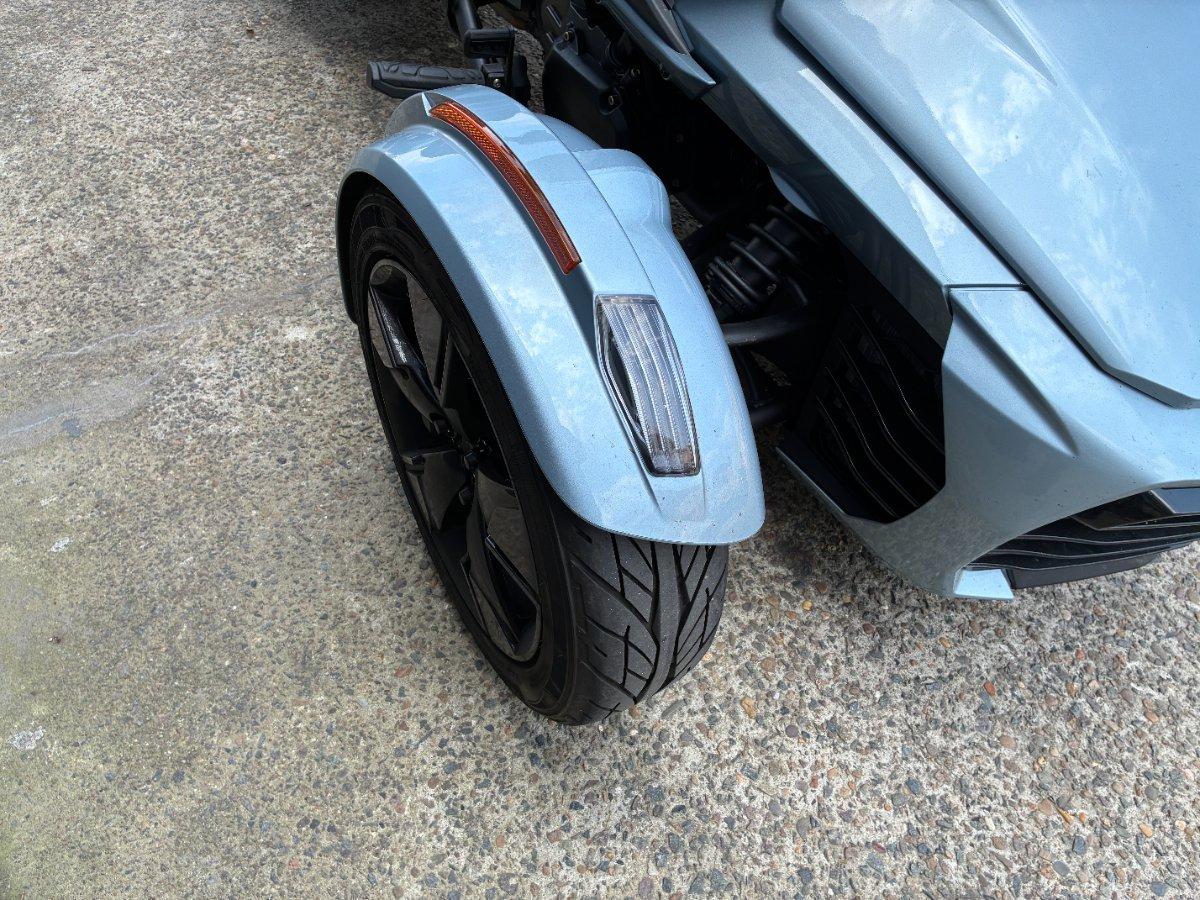 2021 CAN-AM SPYDER F3 LIMITED (SE6) ROAD