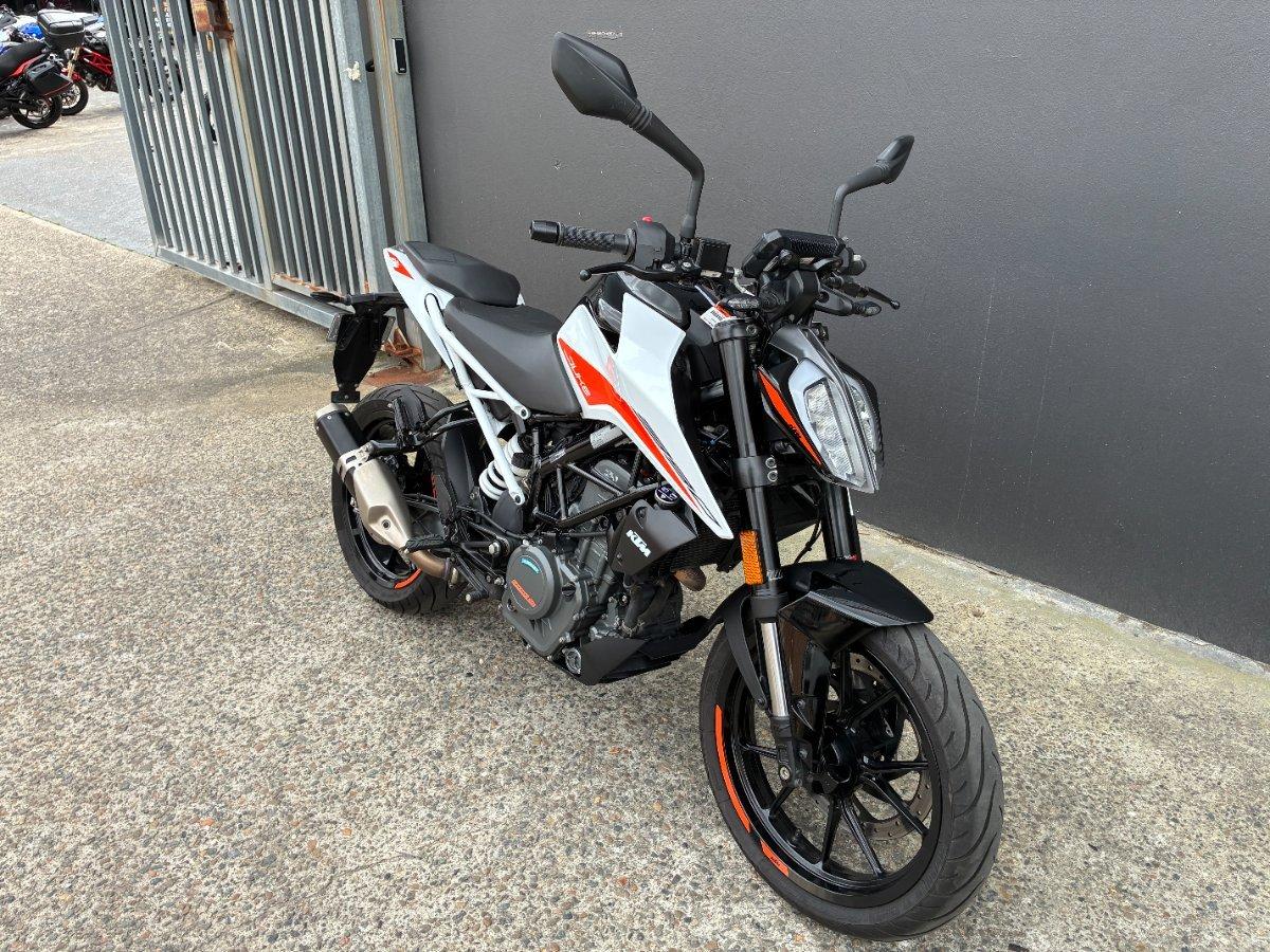 2023 KTM 390 DUKE ROAD