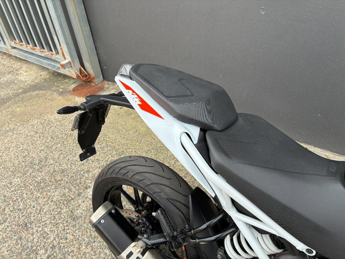 2023 KTM 390 DUKE ROAD
