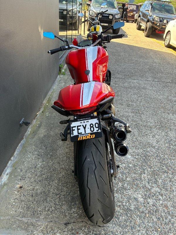 2017 DUCATI MONSTER 821 ROAD