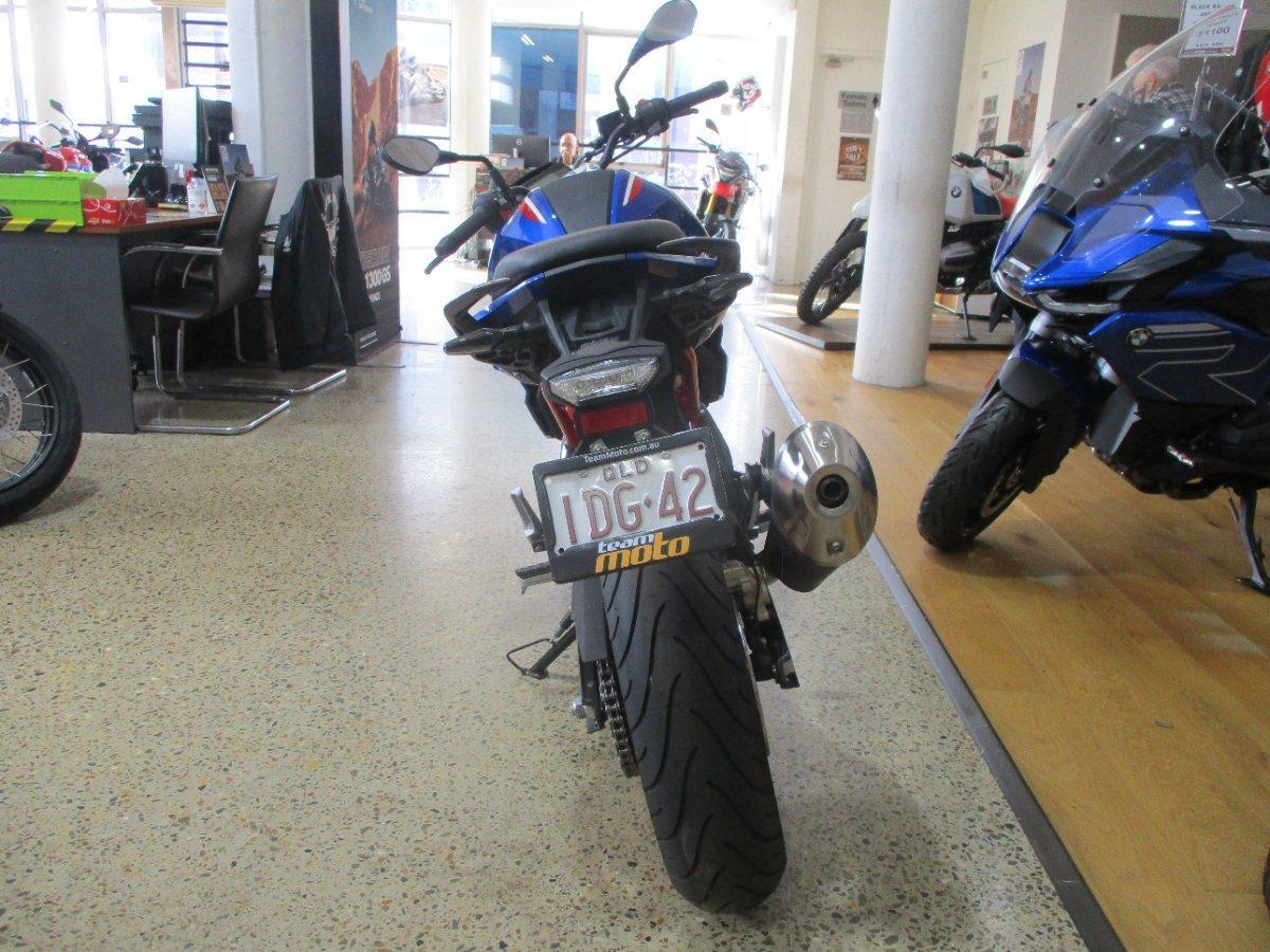 2025 BMW G 310 R