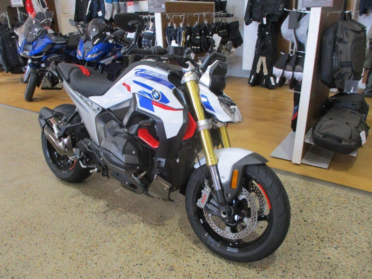 2026 BMW R 1300 RS PERFORMANCE SPORTS