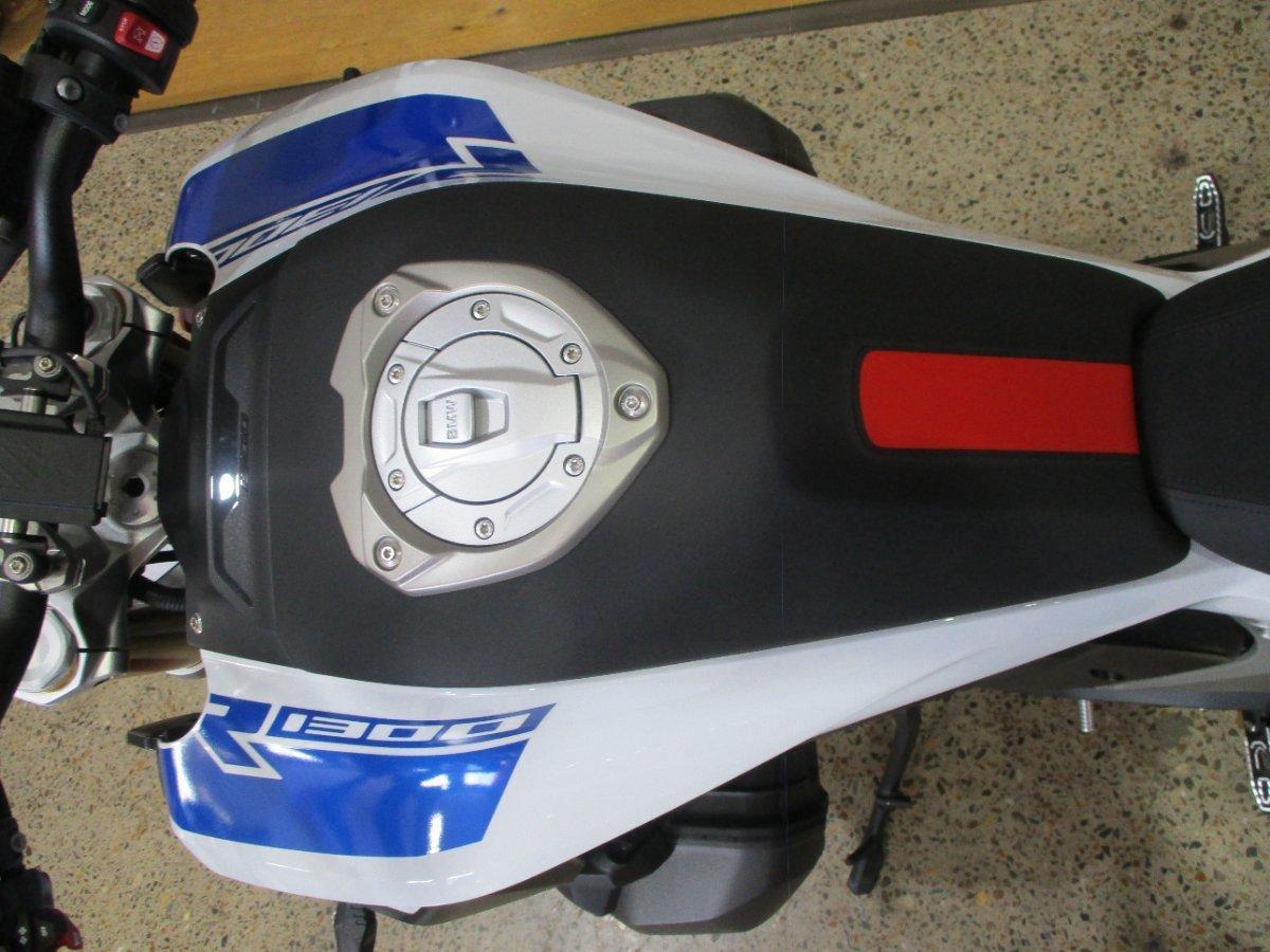 2026 BMW R 1300 RS PERFORMANCE SPORTS