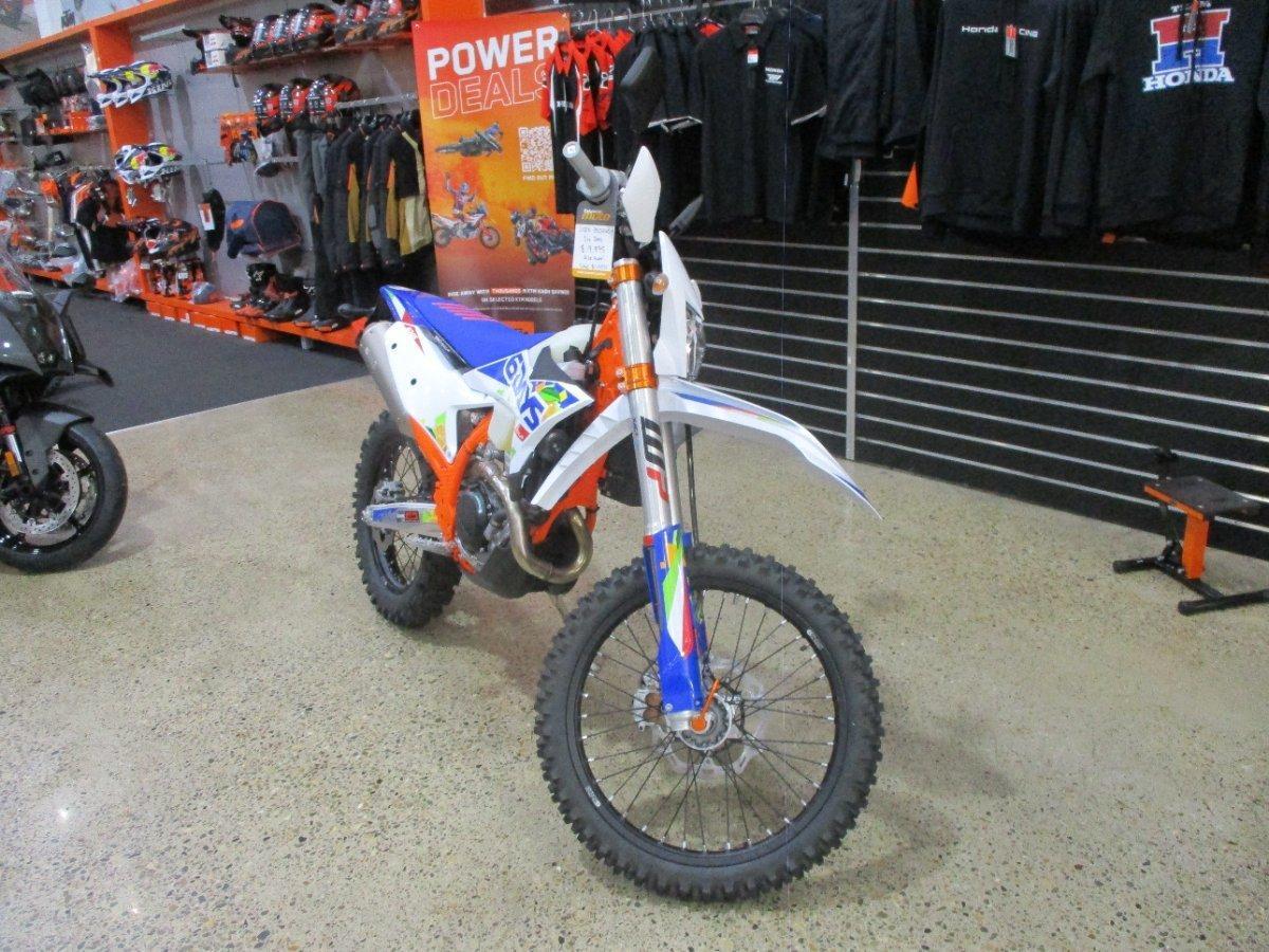 2026 KTM 350 EXC-F SIX DAYS ENDURO