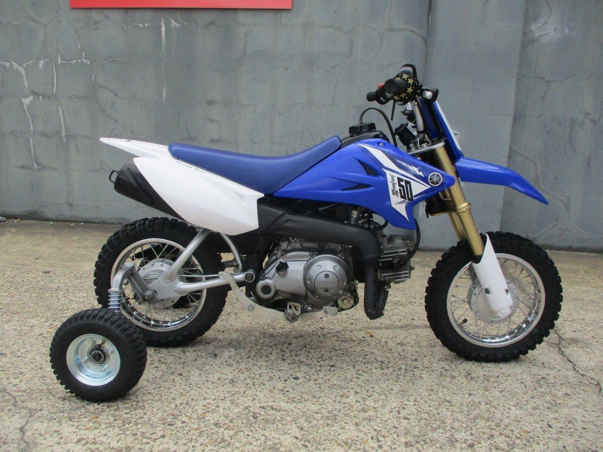 2014 YAMAHA TT-R50E MINI BIKE