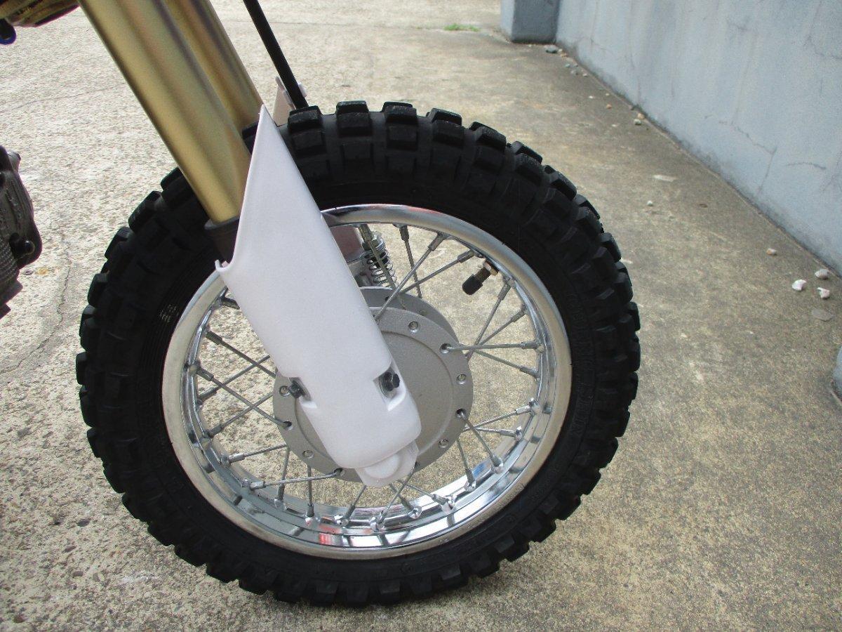 2014 YAMAHA TT-R50E MINI BIKE