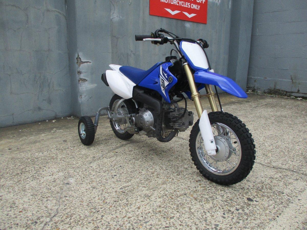 2014 YAMAHA TT-R50E MINI BIKE