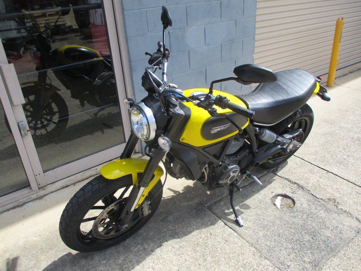 2015 DUCATI SCRAMBLER ICON SPORTS