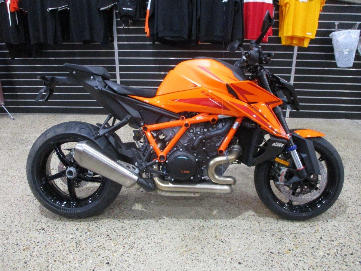2026 KTM 1390 SUPER DUKE R EVO SPORTS