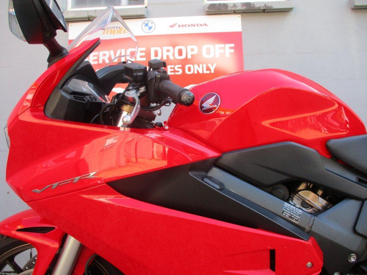 2017 HONDA VFR800F ABS SPORTS