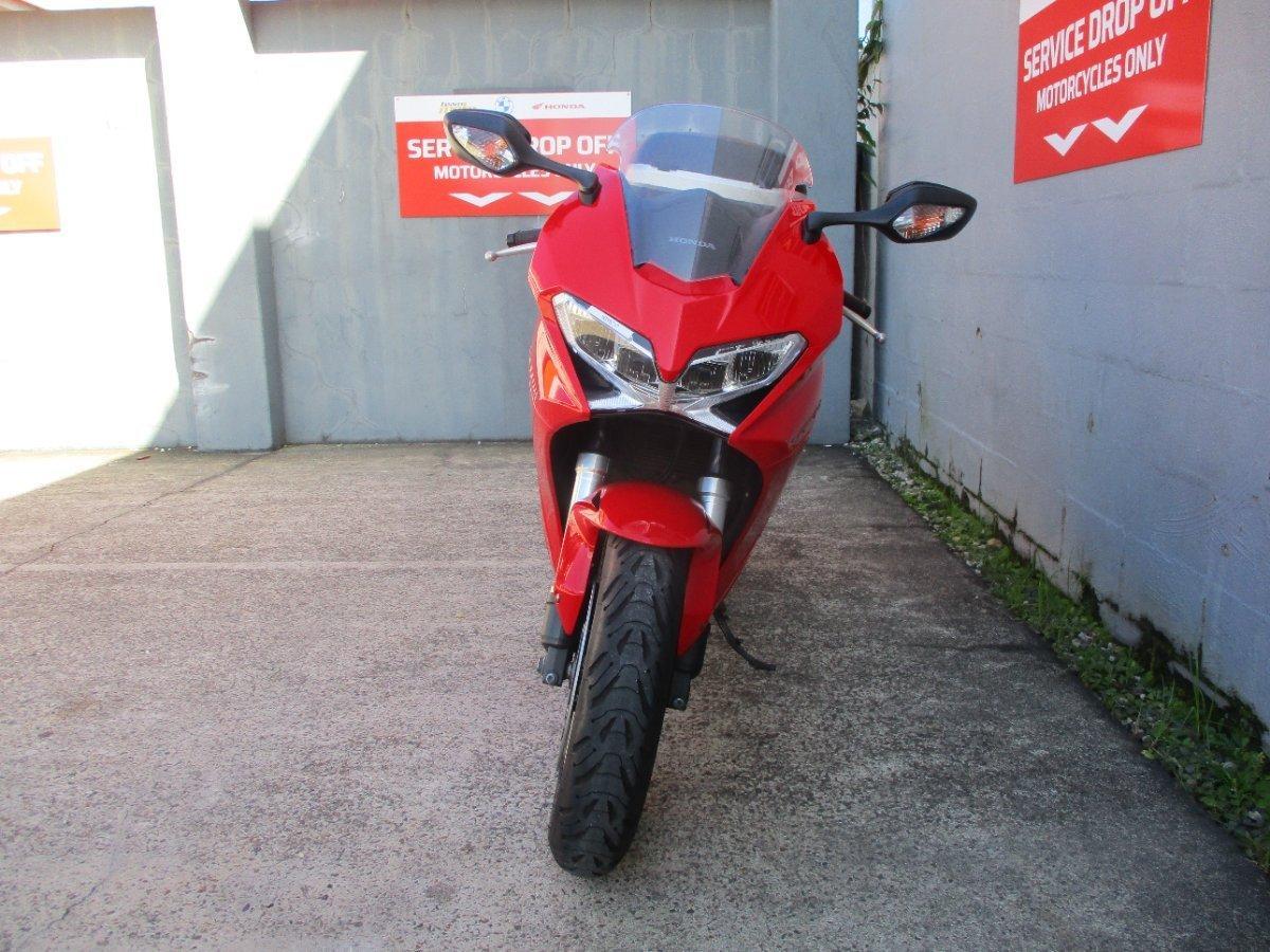2017 HONDA VFR800F ABS SPORTS