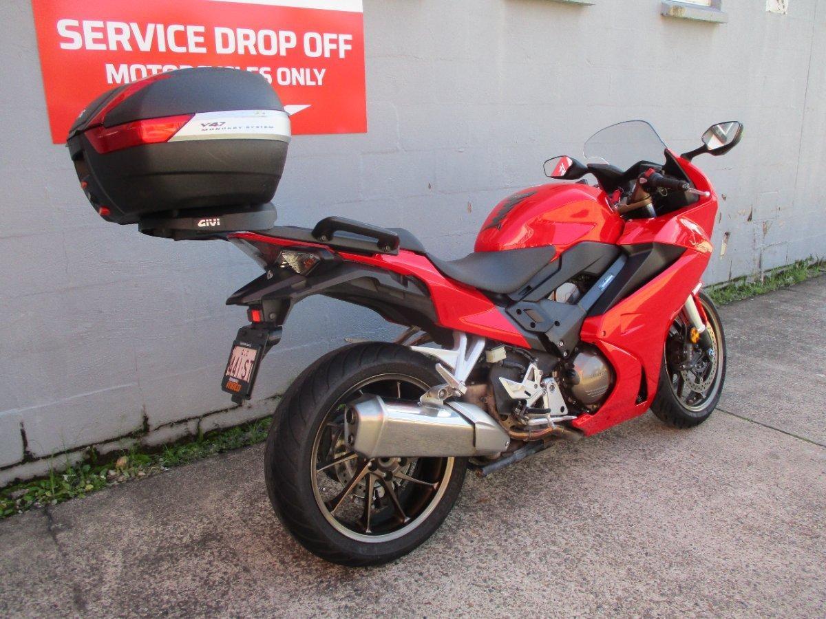 2017 HONDA VFR800F ABS SPORTS