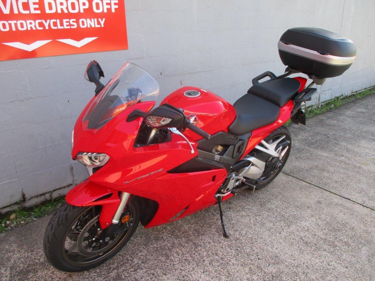 2017 HONDA VFR800F ABS SPORTS