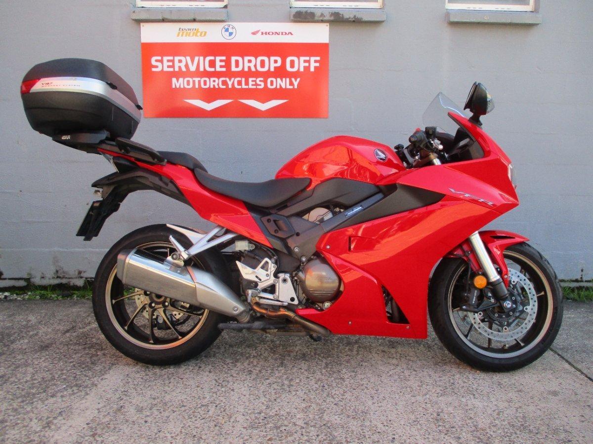 2017 HONDA VFR800F ABS SPORTS