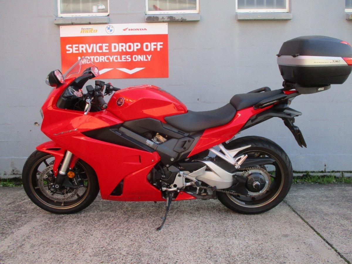 2017 HONDA VFR800F ABS SPORTS