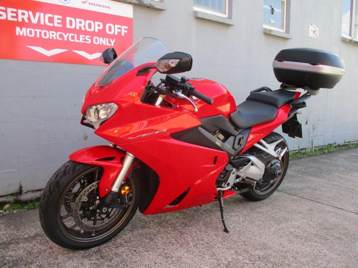 2017 HONDA VFR800F ABS SPORTS