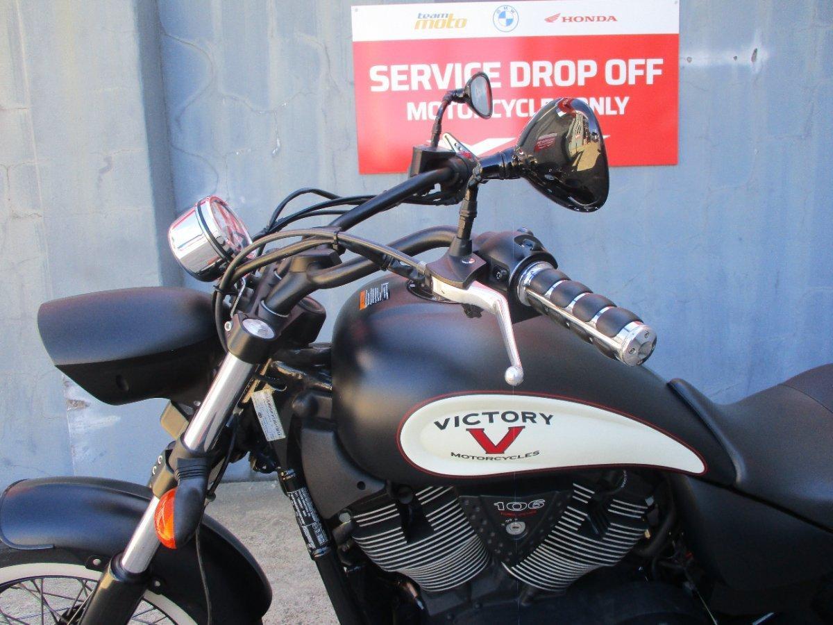 2012 VICTORY HIGHBALL CRUISER