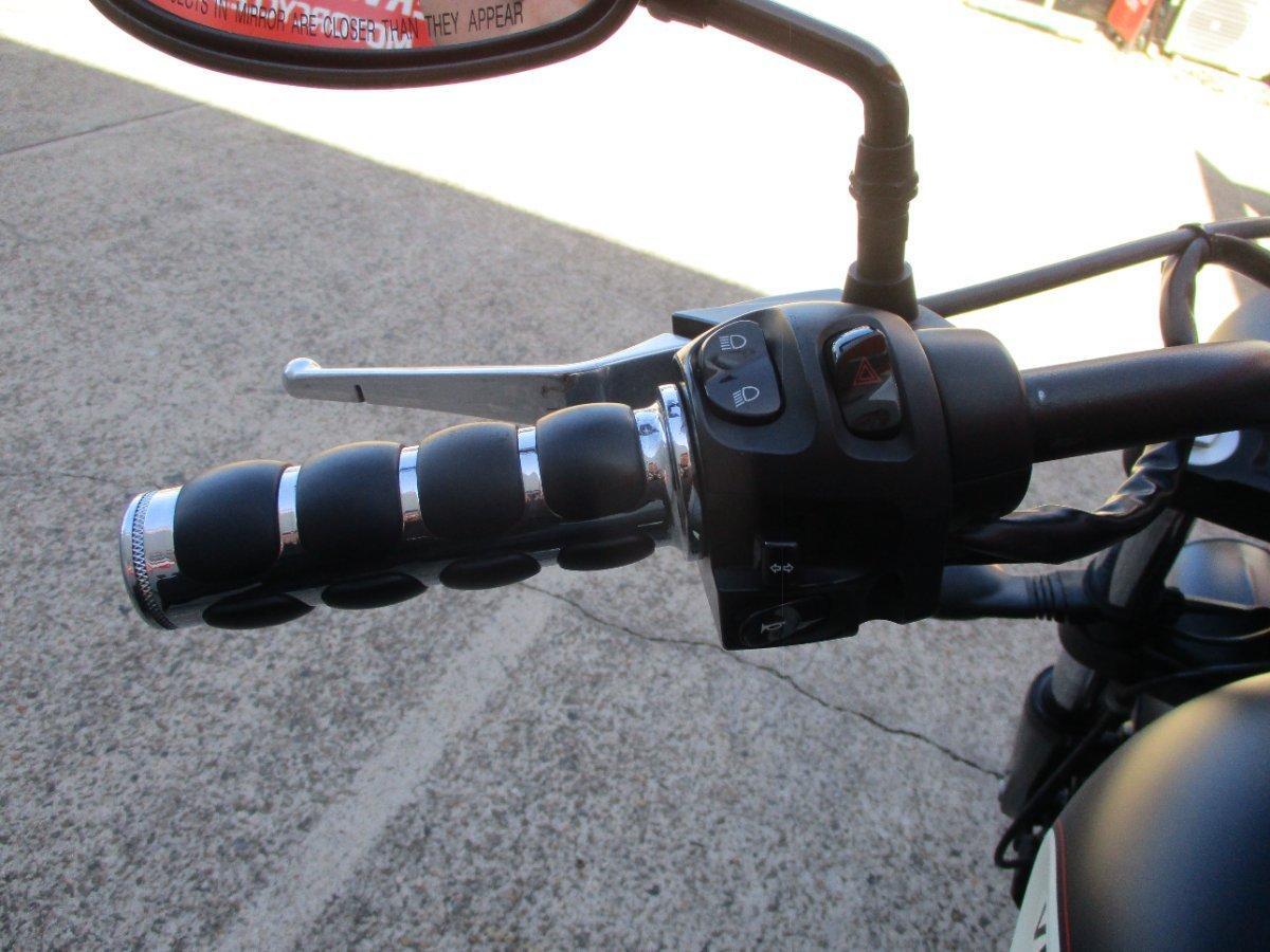 2012 VICTORY HIGHBALL CRUISER