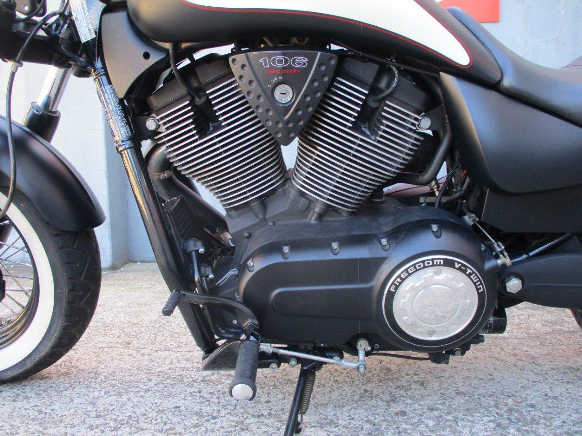 2012 VICTORY HIGHBALL CRUISER