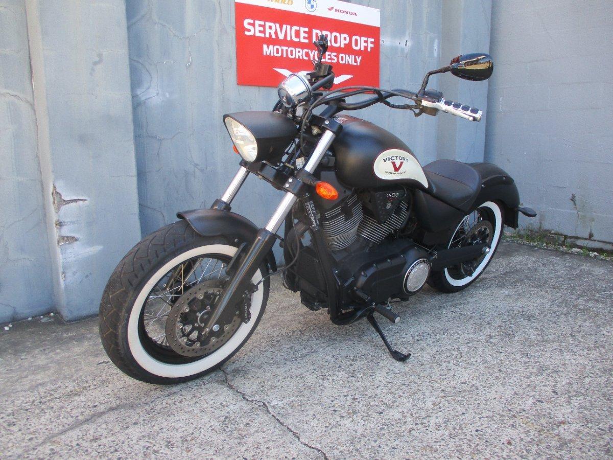 2012 VICTORY HIGHBALL CRUISER