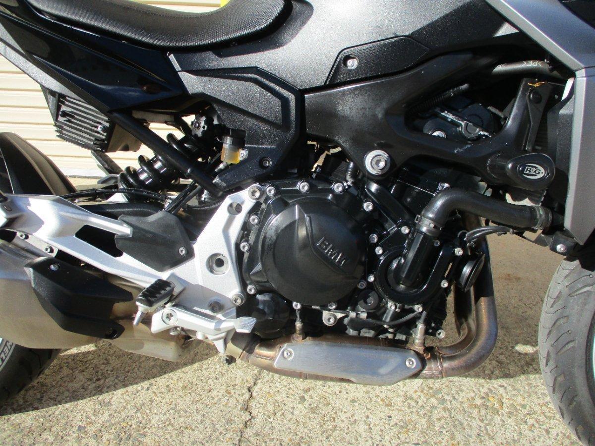 2021 BMW F 900 R ROAD