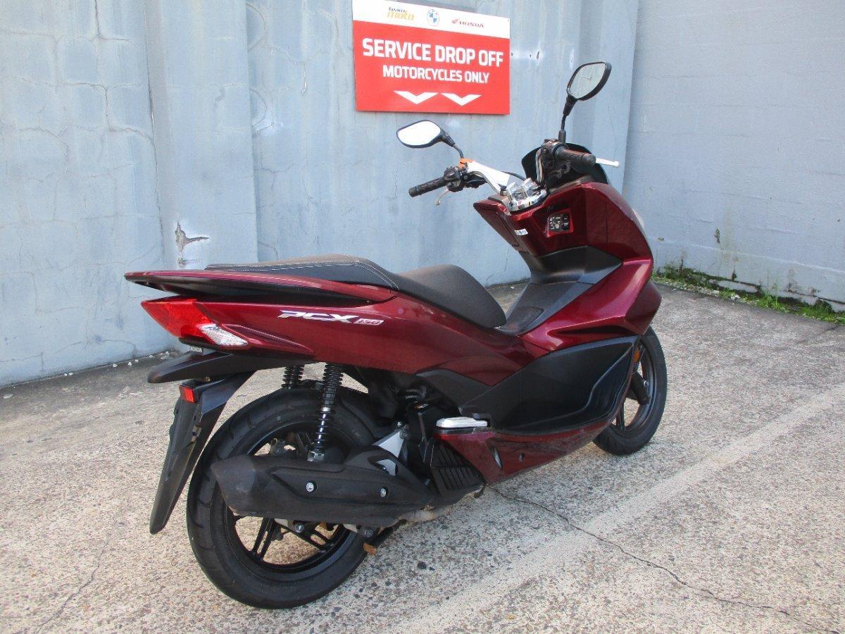 2015 HONDA PCX 150 SCOOTER