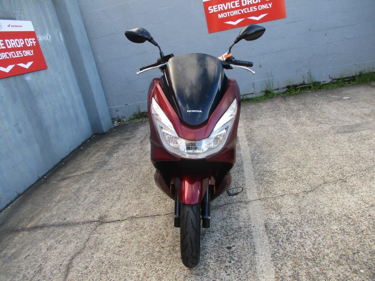 2015 HONDA PCX 150 SCOOTER