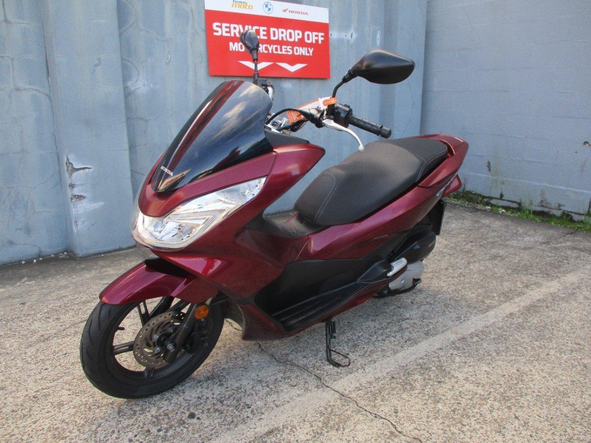 2015 HONDA PCX 150 SCOOTER
