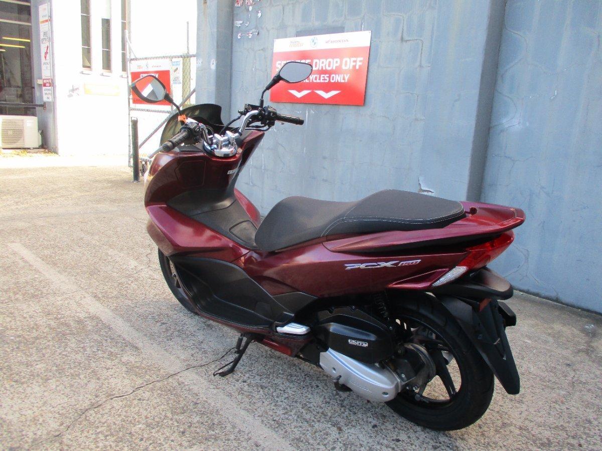 2015 HONDA PCX 150 SCOOTER