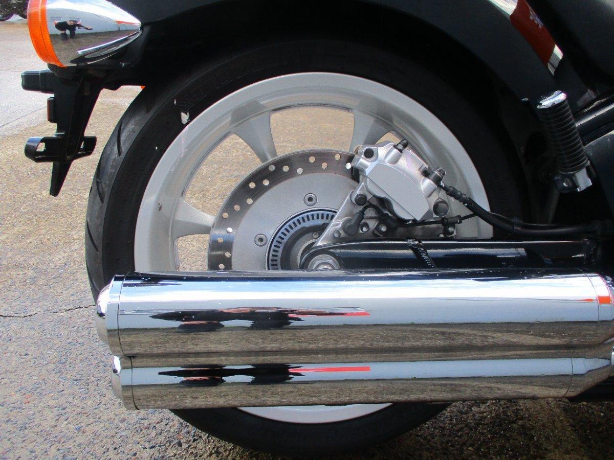 2010 HONDA VT1300CX FURY CRUISER