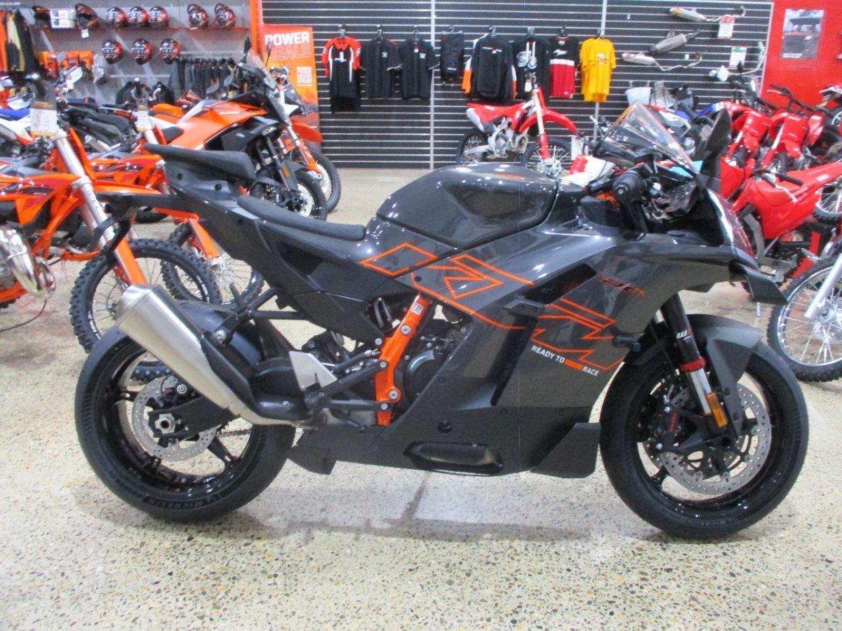 2026 KTM 990 RC R SPORTS