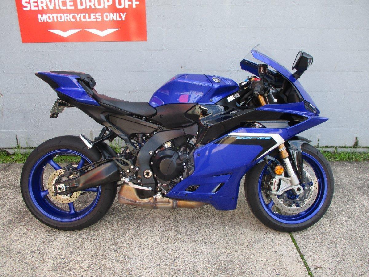 2025 YAMAHA YZF-R9 SPORTS