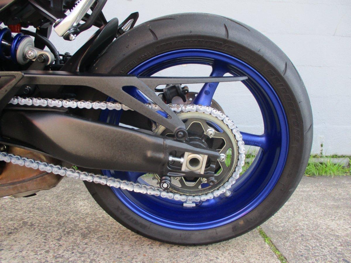 2025 YAMAHA YZF-R9 SPORTS