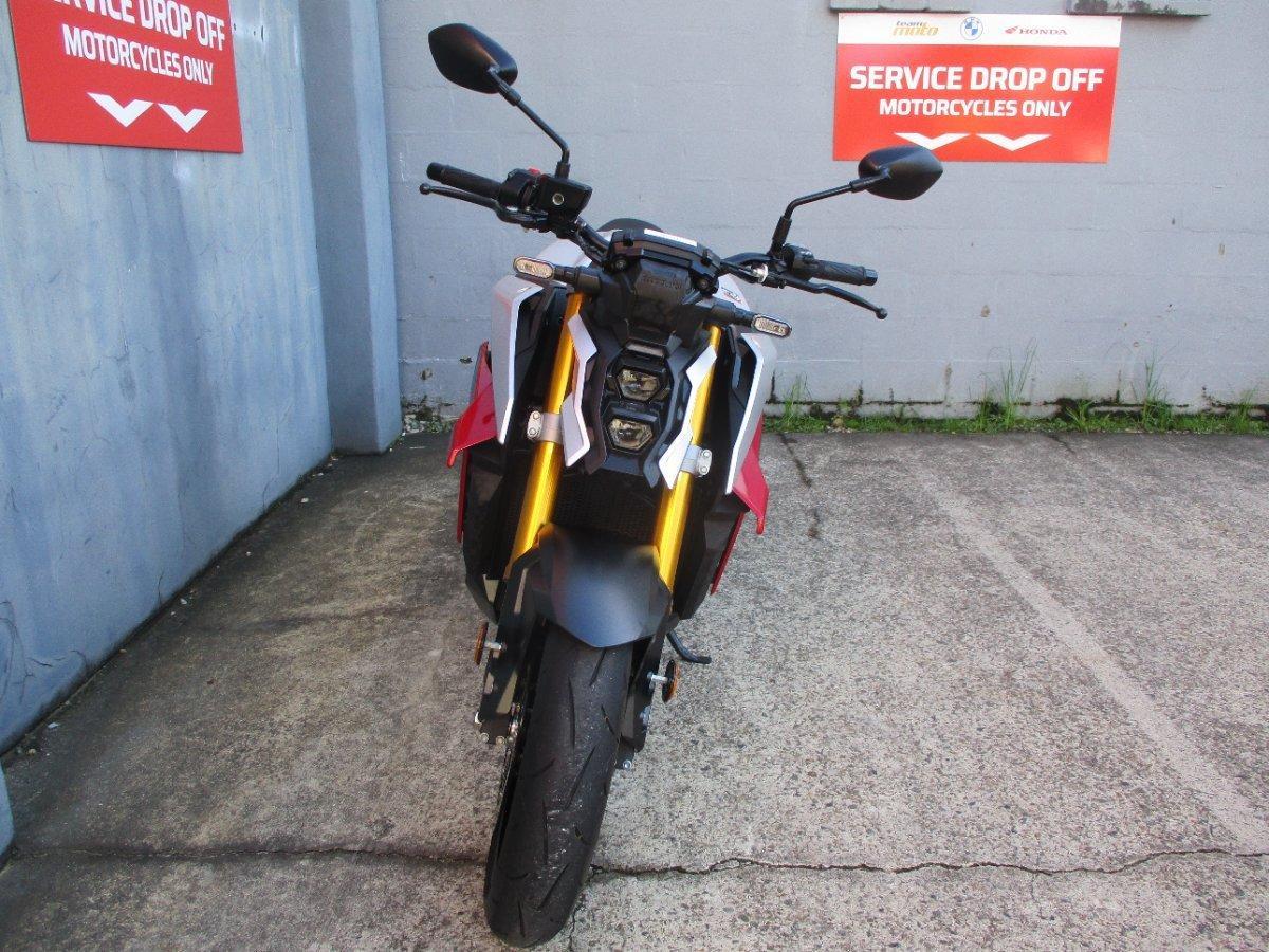 2023 SUZUKI GSX-S1000 ROAD