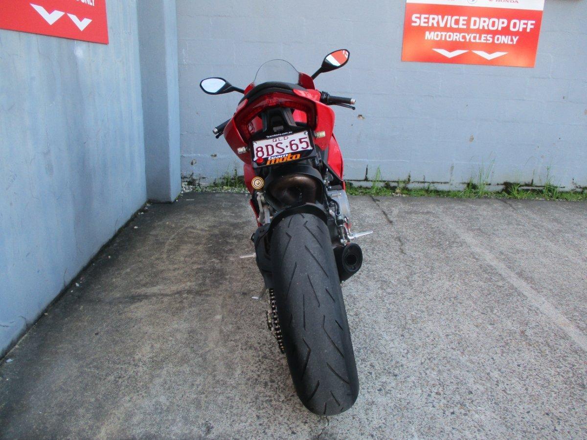 2021 DUCATI PANIGALE V2 SPORTS