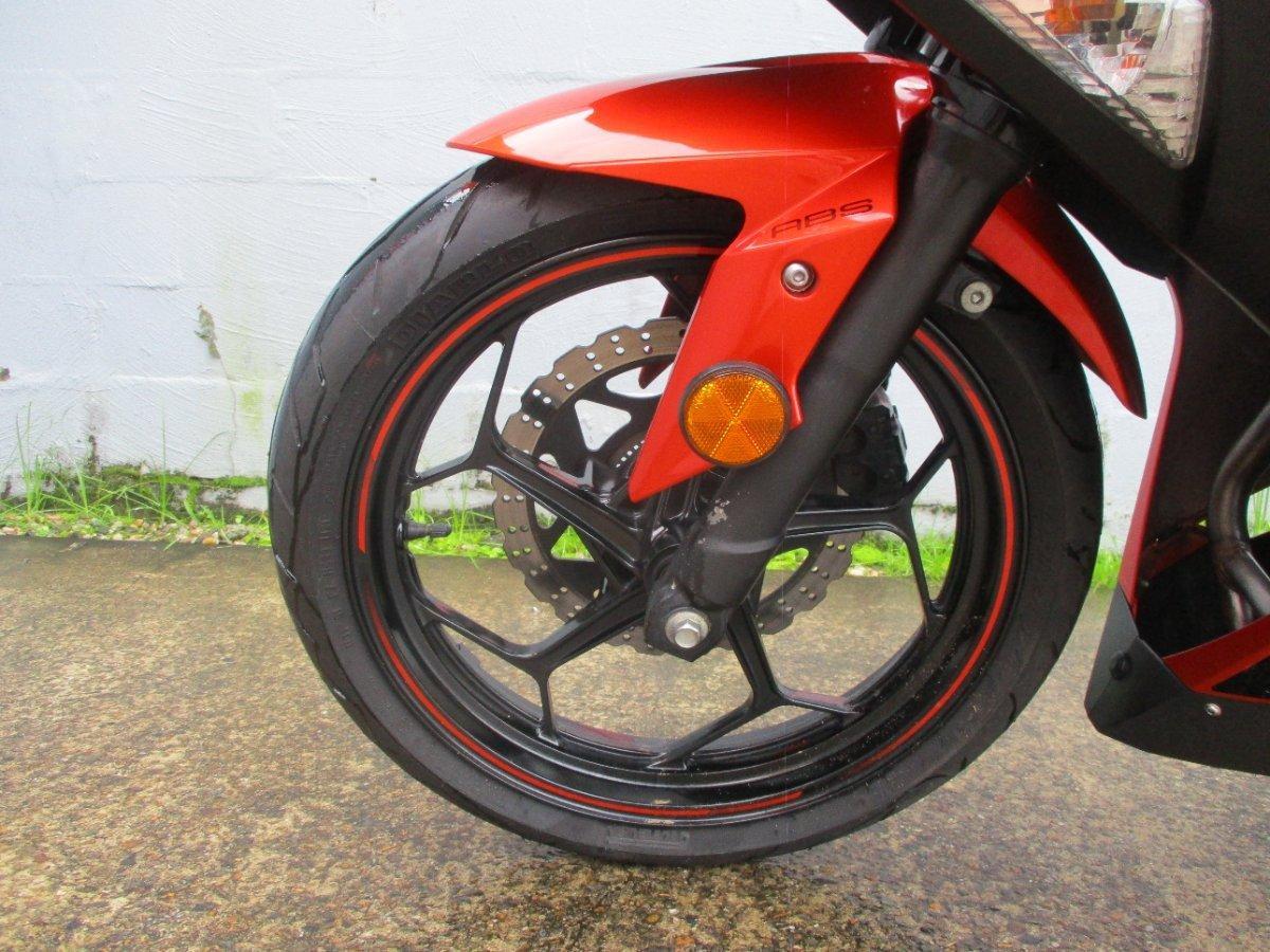 2014 KAWASAKI NINJA 300 SE ABS SPORTS